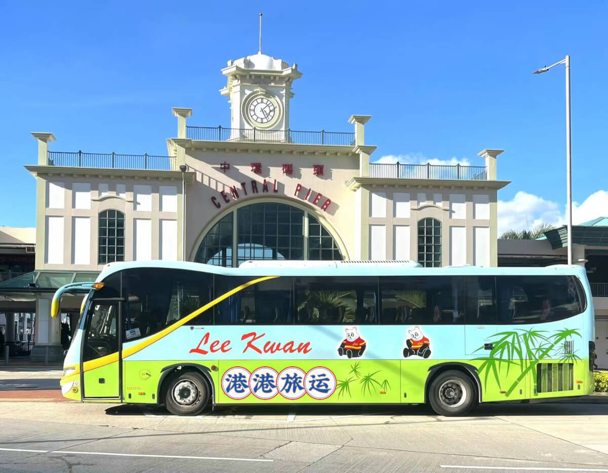 香港61座大巴 实拍图片